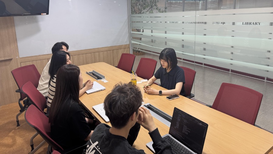 현대 면담.jpg